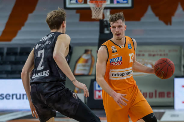 队抢分的利 队抢分的利